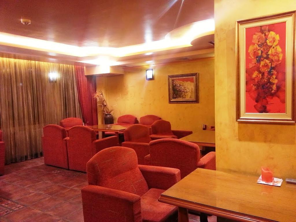 Family Hotel Silvestar Veliko Tarnovo Extérieur photo