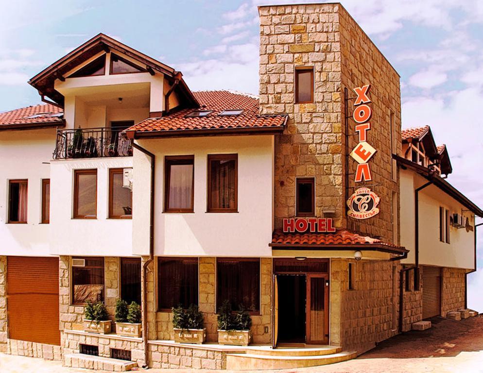 Family Hotel Silvestar Veliko Tarnovo Extérieur photo